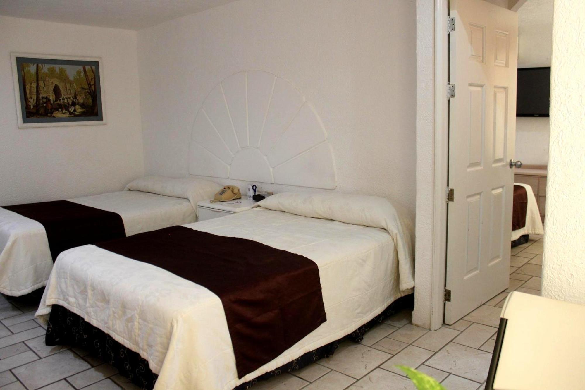 Hotel Plaza Caribe Cancún Buitenkant foto