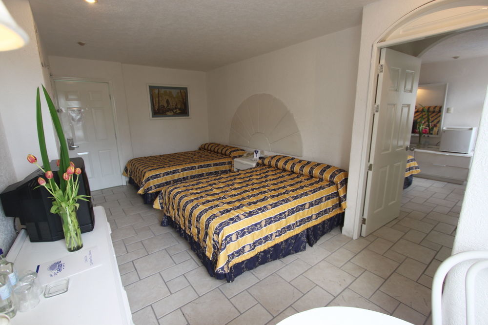 Hotel Plaza Caribe Cancún Buitenkant foto